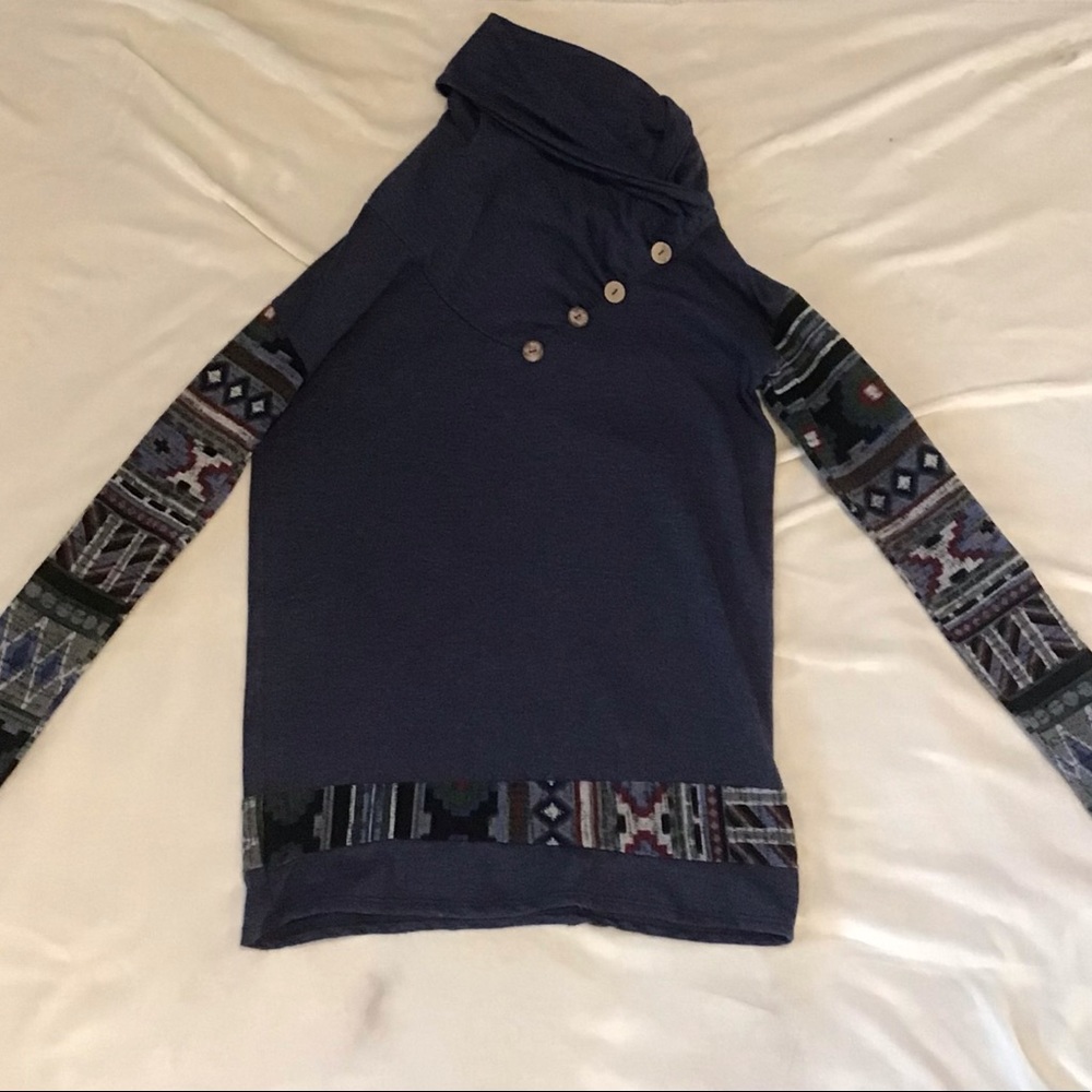 Sweater ~ blue with detail on arms